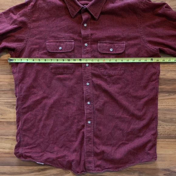 L.L. Bean Black and Red Plaid Flannel - Picture 2 of 5